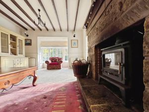 Photo 33- click for photo gallery